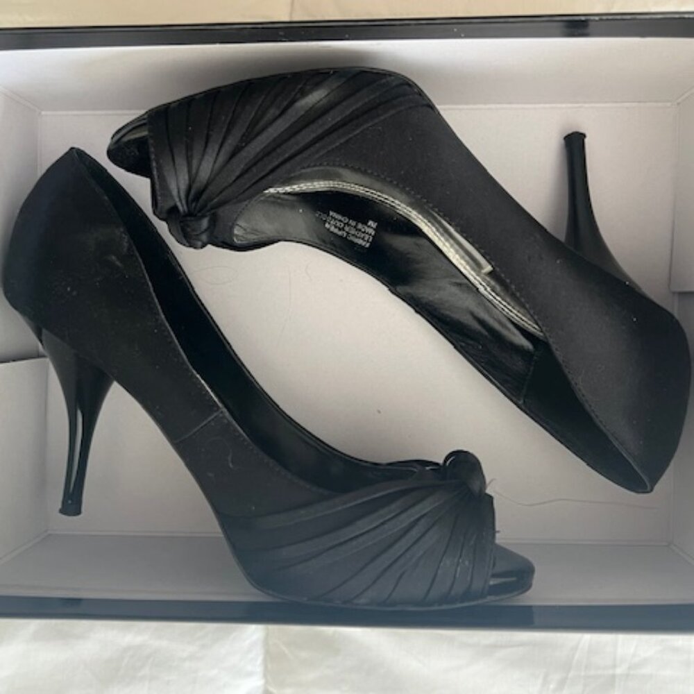 WHBM White House Black Market Women's Shoes Size 7